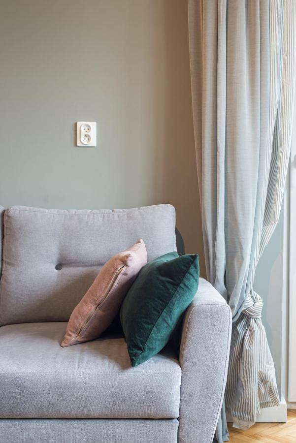 Main Street Studio Apartment